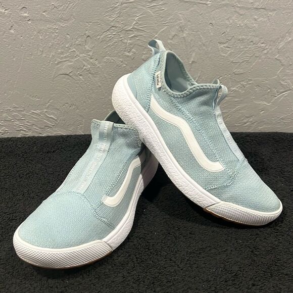 🔥🔥 VANS UltraRange Exo Sl Slip On Sneakers Women Sz 9 Winter Sky Blue - PERFEC - Picture 1 of 11